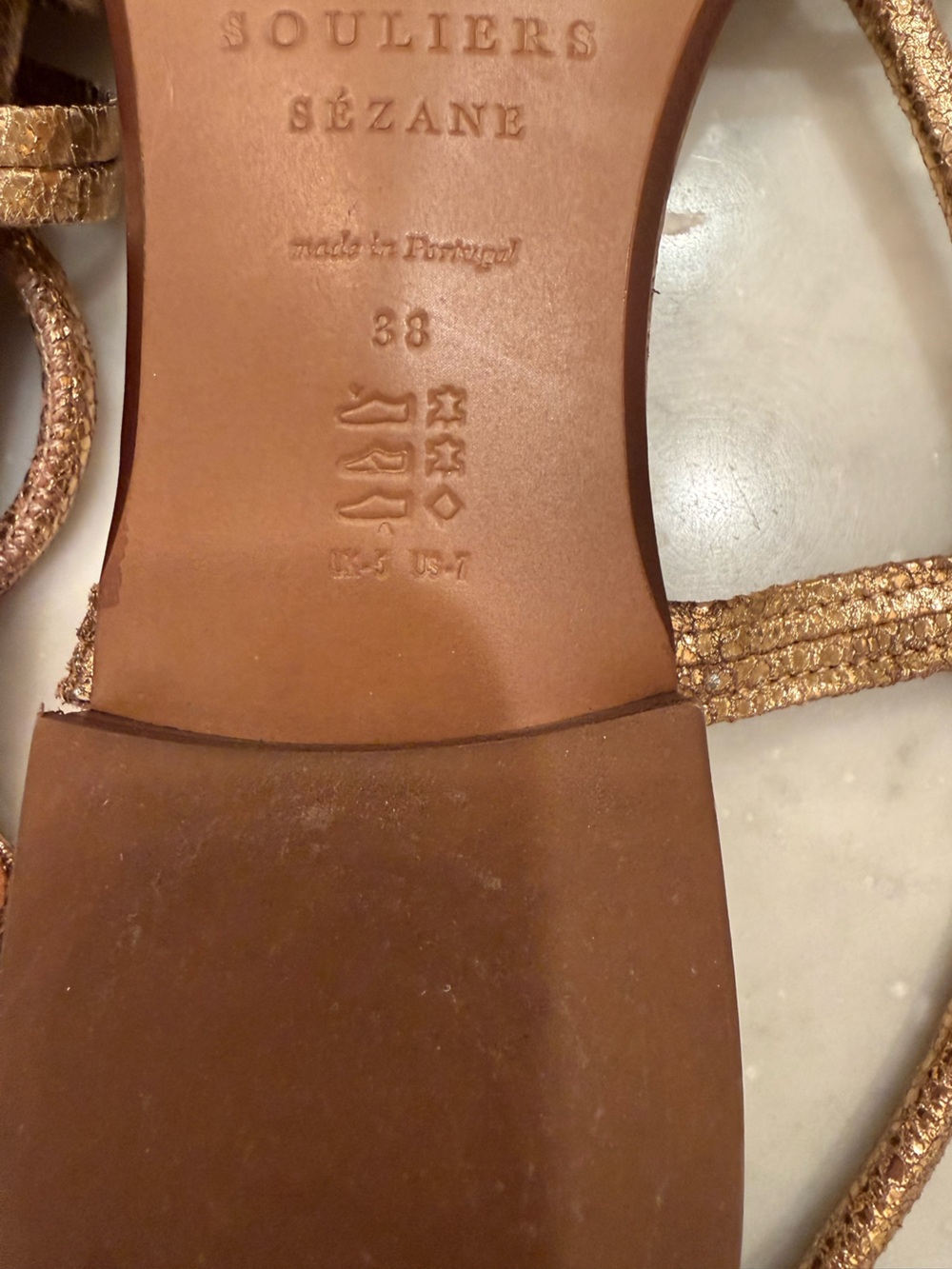 Sesame Gloria Low Sandals — Gold, size US 7, Fr 38 - Picture 3 of 6